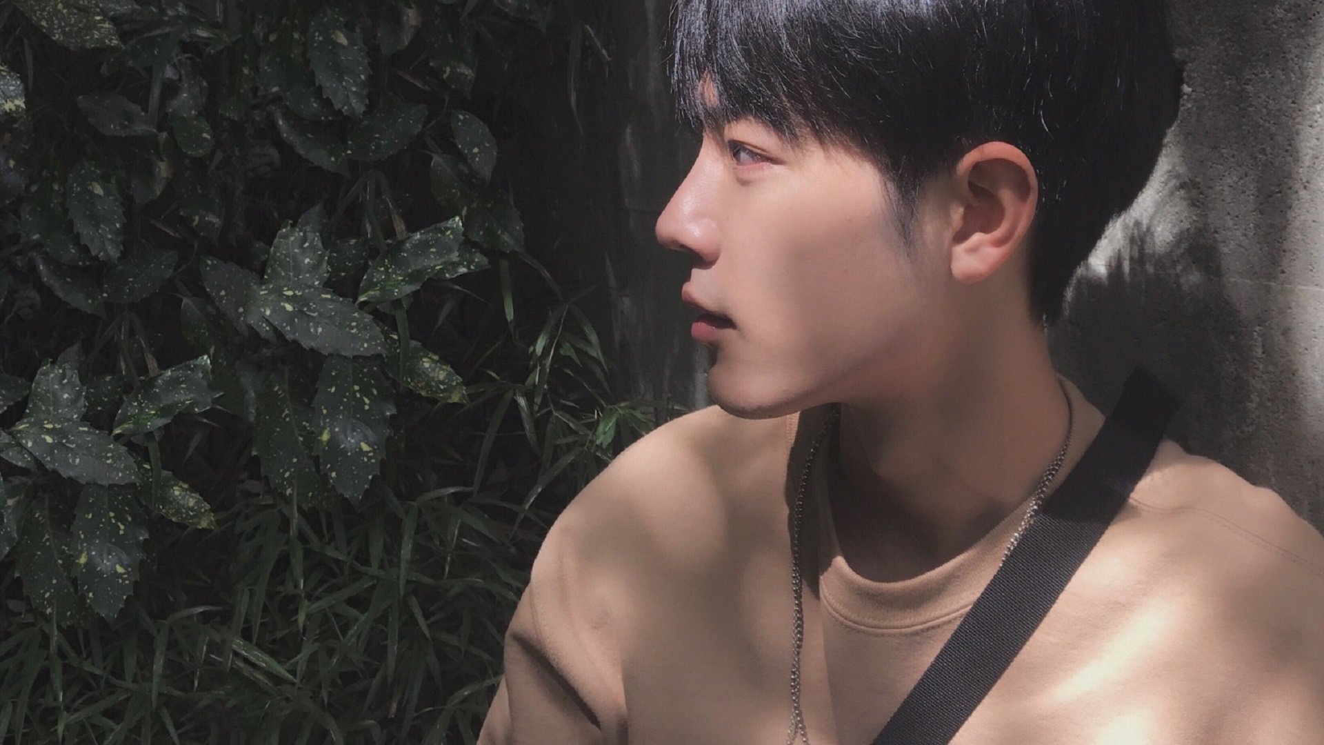 绿茵场上的新大陆，当国家德比隐喻西班牙冲垮几内亚