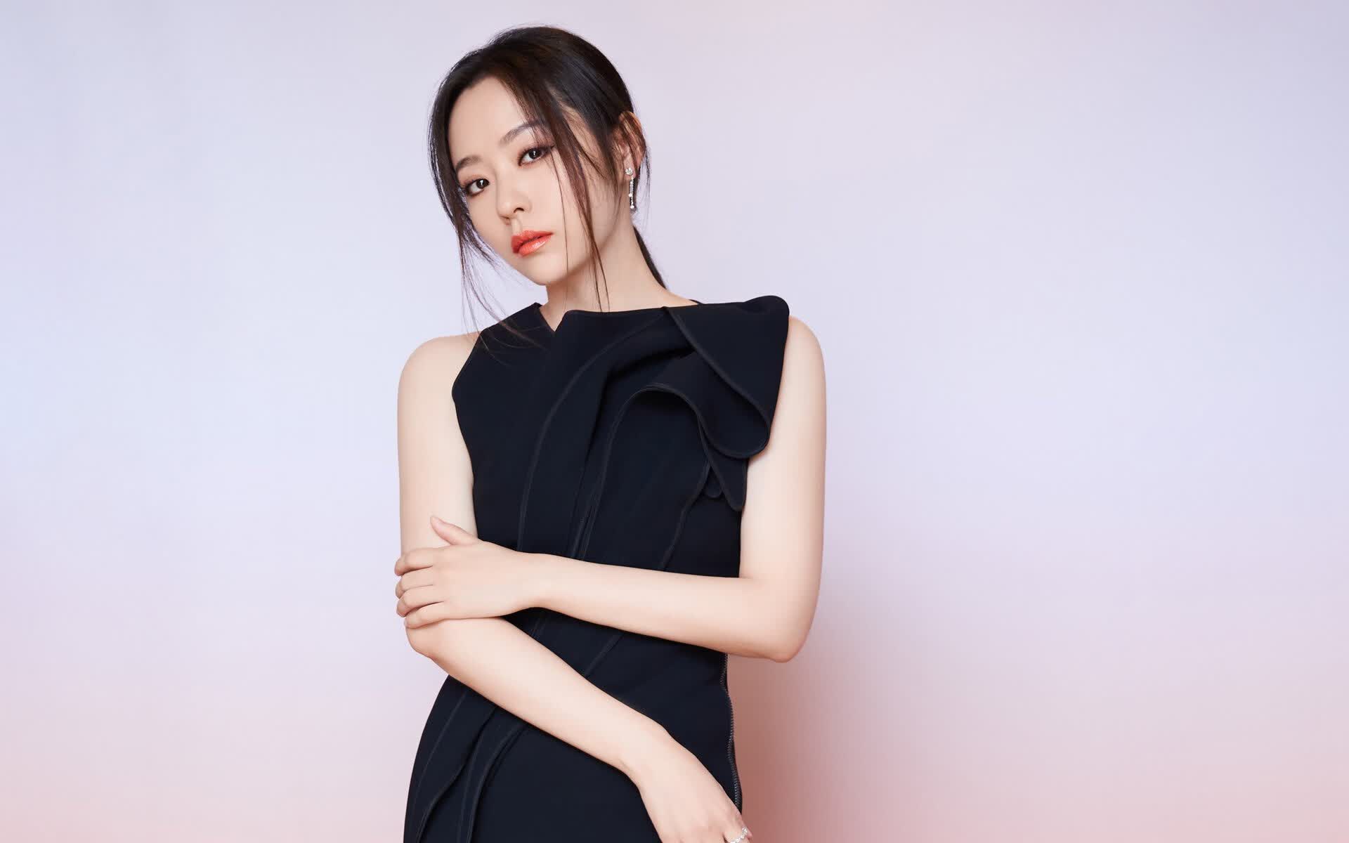孤星压境,2026世界杯A组关键战,罗马尼亚铁血防线如何钳制南美三色军团,姆巴佩终场一击定乾坤